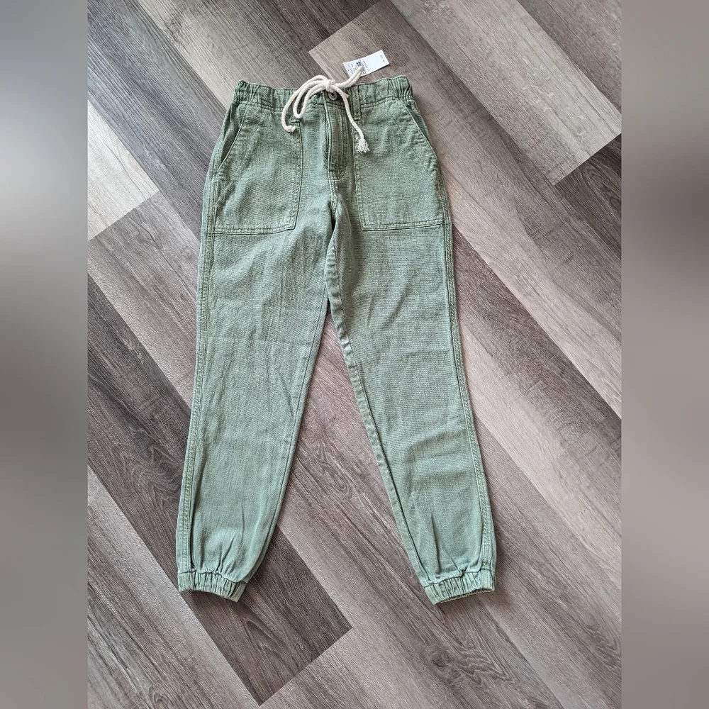 American eagle - Picture 3 of 4